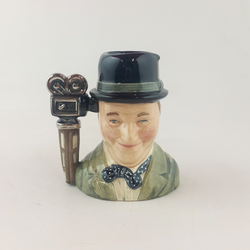 Royal Doulton Character Jug Small - Stan Laurel  D7008 – RD 1783