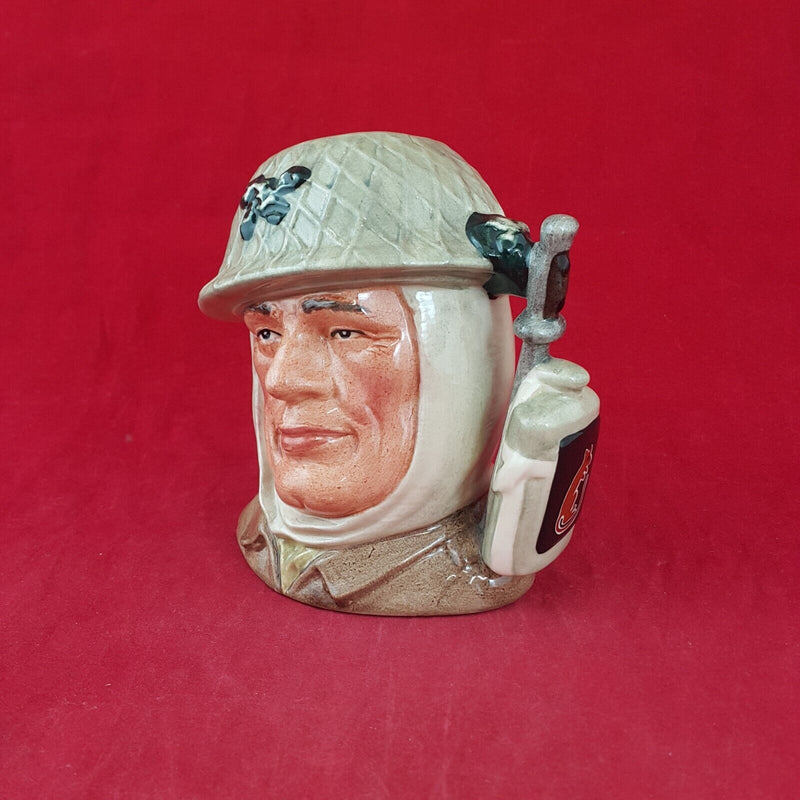 Royal Doulton Small Character Jug D6876 - The Soldier - 7152 RD