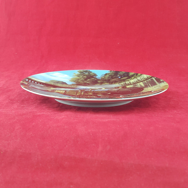 Davenport Decorative Plate - King Edward II (Boxed & CoA) - NA 1883