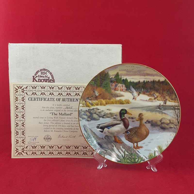 Knowles Collector Plate - The Mallard with CoA & Box - 7107 N/A