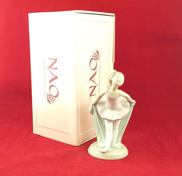 Nao By Lladro - My Recital Ballerina 1151 (Boxed) - L/N 1993