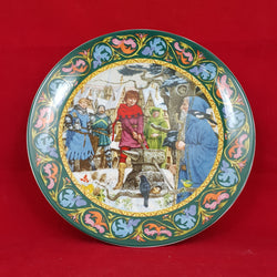 Wedgwood Plate - Arthur Draws the Sword (Boxed and CoA) 0015 - WD