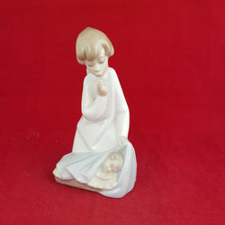 Lladro Nao Figurine  Angel with Baby 4635 (Restored) - 6098 L/N