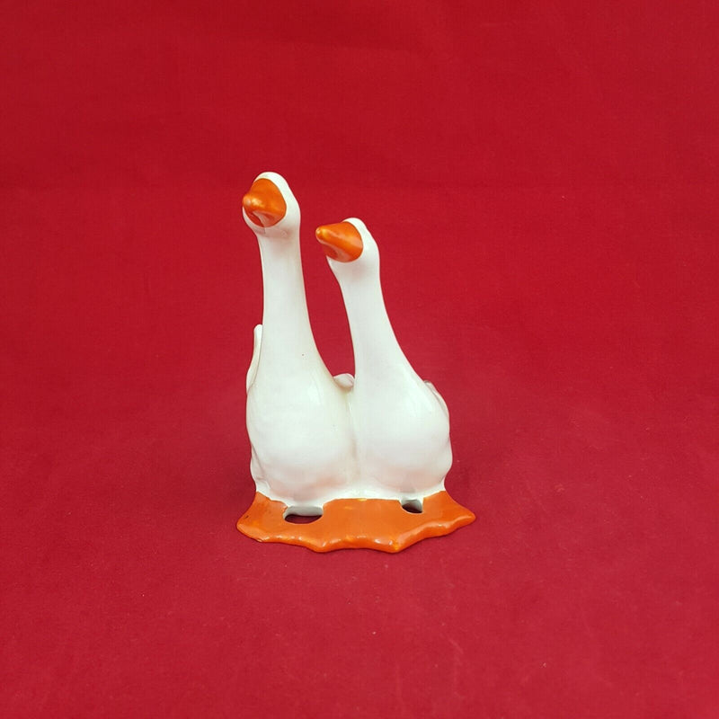 Beswick Bird Figurine 820 - Geese Pair - 5929 BSK