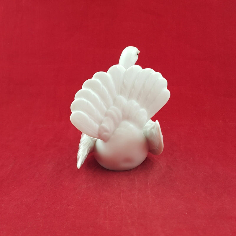 Lladro Figurine Peaceful Dove 6289 Boxed - 7299 L/N