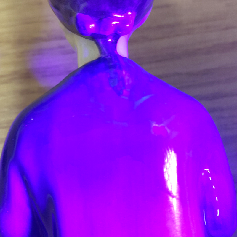 Royal Doulton Figurine - Boy from Williamsburg HN2183 - RD 2062