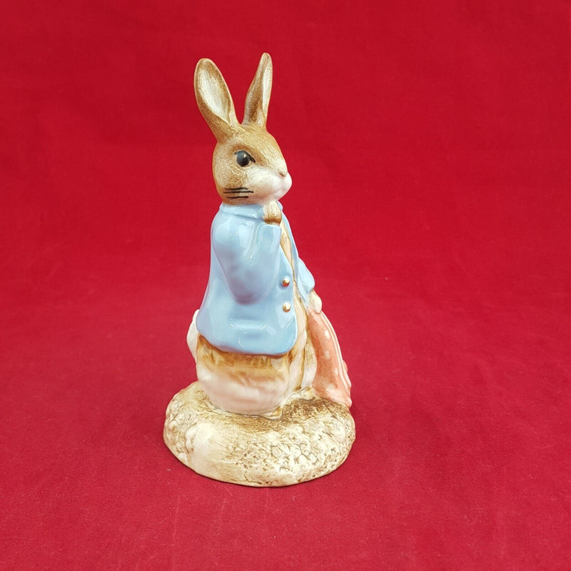 Beswick Peter & The Red Pocket Handkerchief (Gold Button & Stamp) - 6459 BSW