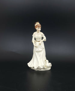 Royal Doulton Figurine Country Girl HN3856