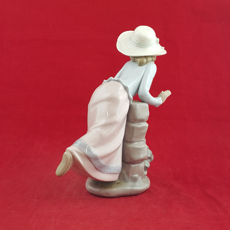 Nao By Lladro - Girl Leaning Over Stone Fence With Puppy - L/N 2087