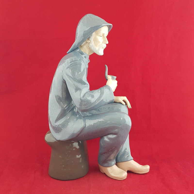 Lladro Nao Figurine Old Fisherman Sailor Smoking Pipe 262 - 6100 L/N