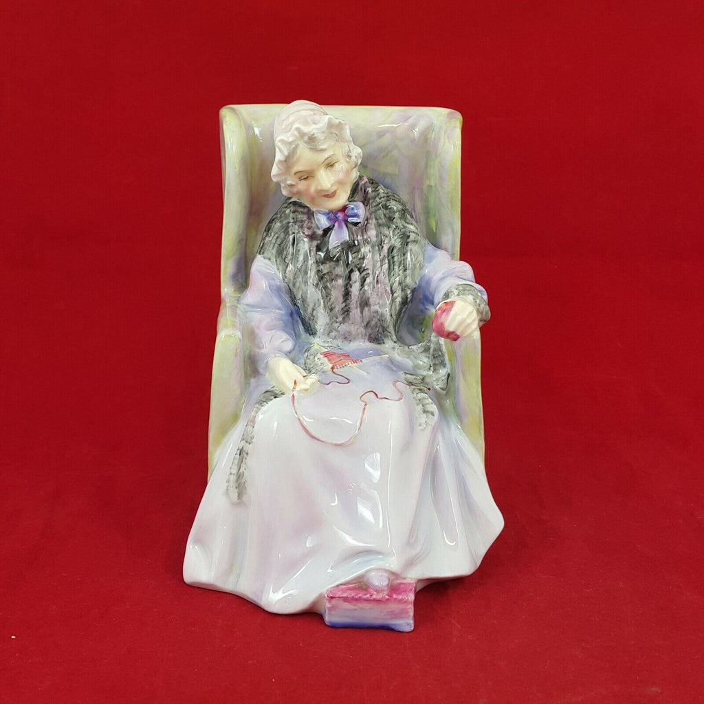 Royal Doulton Figurine HN2023 - Joan - 6145 RD