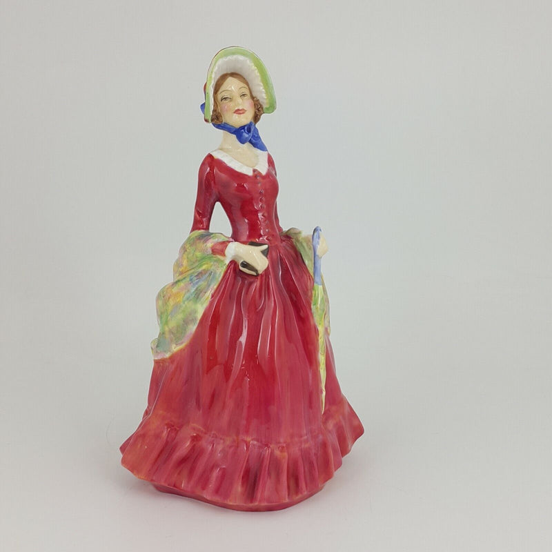 Royal Doulton Figurine HN1982 - Sabbath Morn - 5737 RD