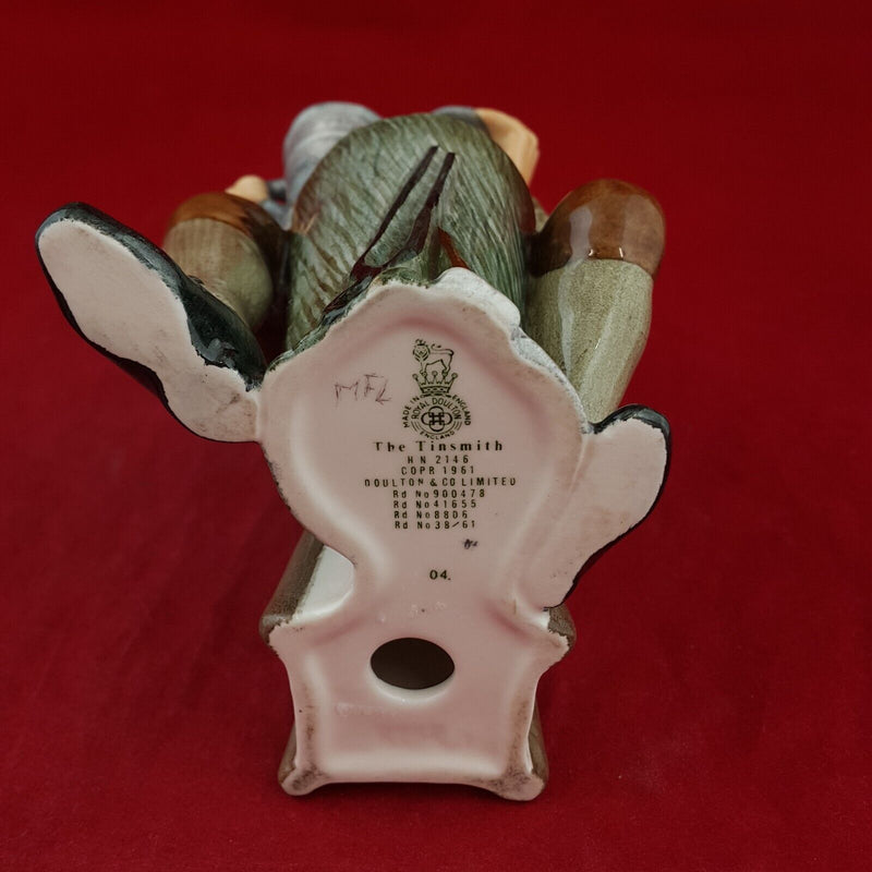 Royal Doulton Figurine HN2146 - The Tinsmith - 6865 RD