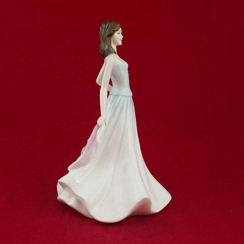 Royal Doulton Figurine HN3716 - Isabel - 6758 RD