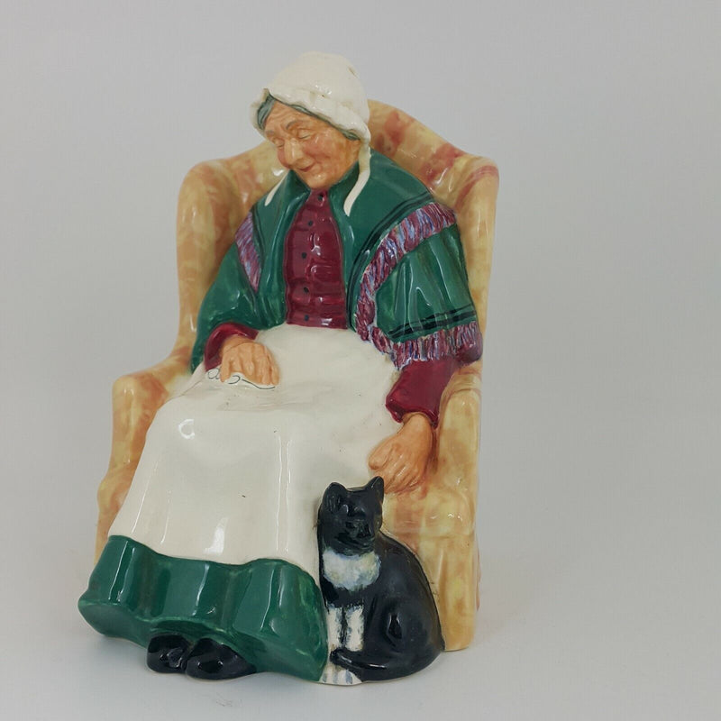 Royal Doulton Figurine HN1974 Forty Winks - RD 5171