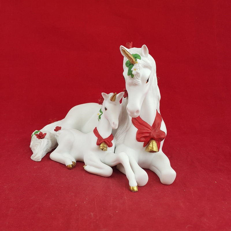 Princeton Gallery Unicorn Yuletide Blessing Mom and Baby Roses Boxed - 7392 OA