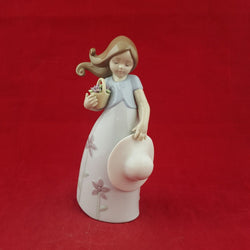 Lladro Figurine 8043 - Little Violet - 6695 L/N