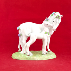 Princeton Gallery Porcelain Unicorns - Love's Devotion - OP 2164