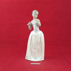 Nao By Lladro - Notes On The Wind 1339 - L/N 1216