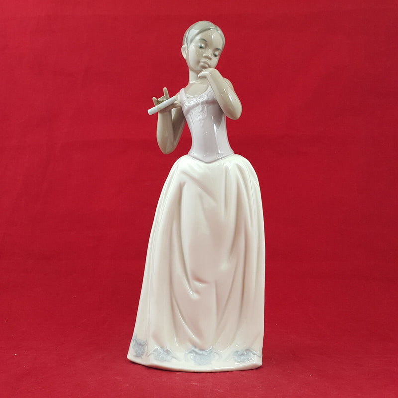 Nao By Lladro - Notes On The Wind 1339 - L/N 1216