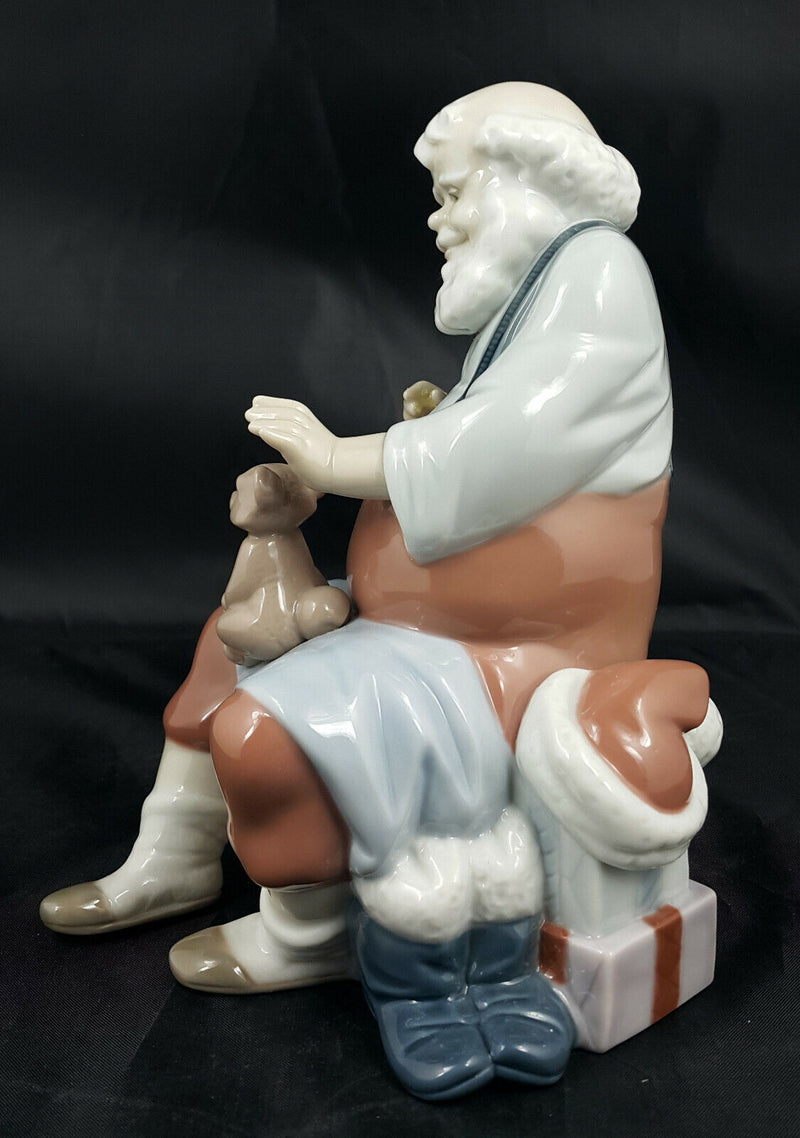 Lladro Santa's Magic Touch Model No. 6774 – Original Box – Brush Missing