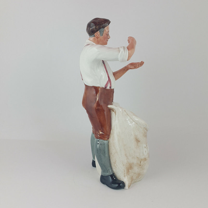 Royal Doulton Figurine - Farmer HN3195 – 533 RD