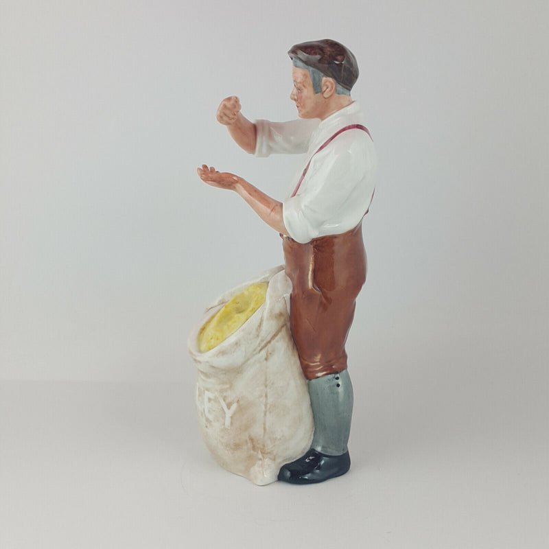 Royal Doulton Figurine - Farmer HN3195 – 533 RD