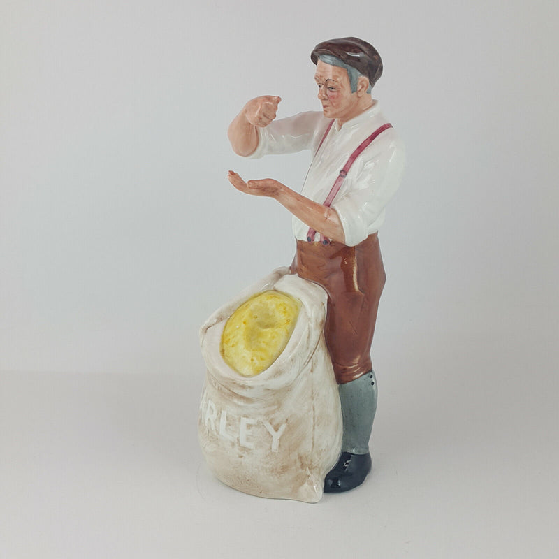 Royal Doulton Figurine - Farmer HN3195 – 533 RD