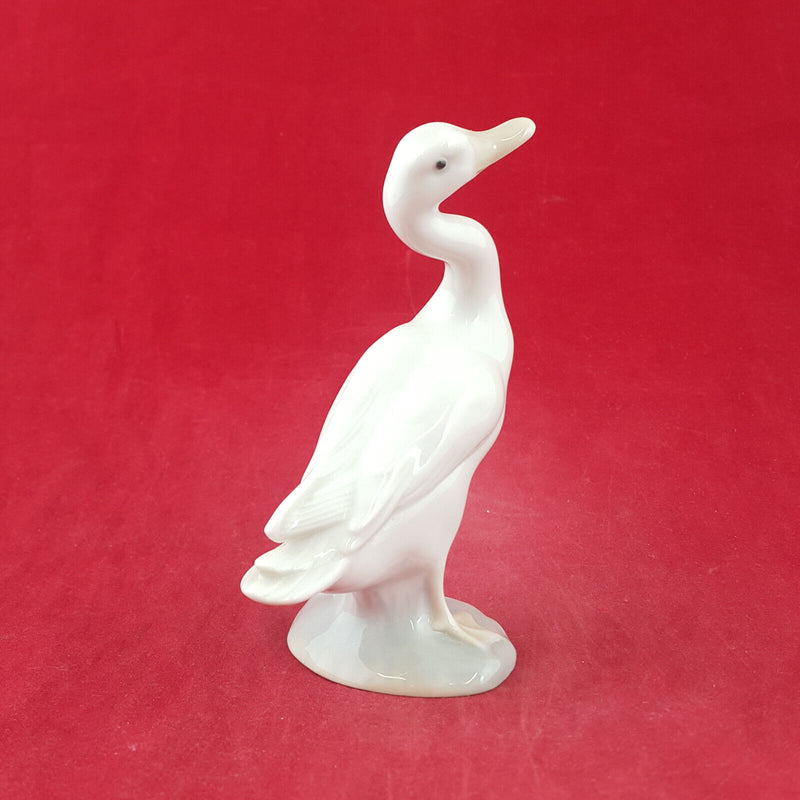 Lladro - Little Duck Looking Up 4552 - L/N 2334