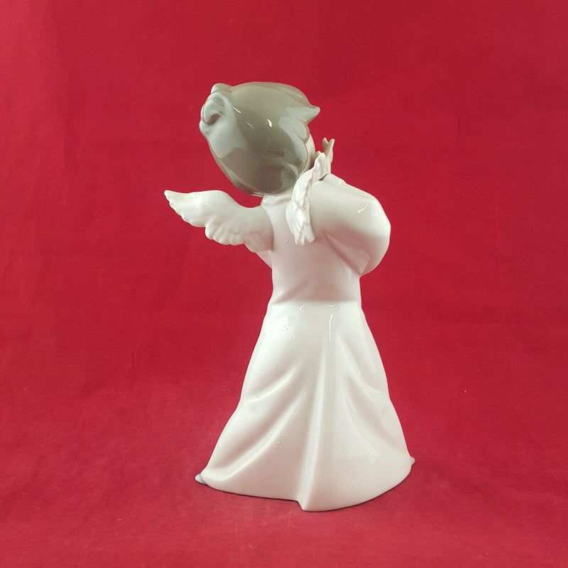 Lladro - Mime Angel 4959 (neck restored) - L/N 2354