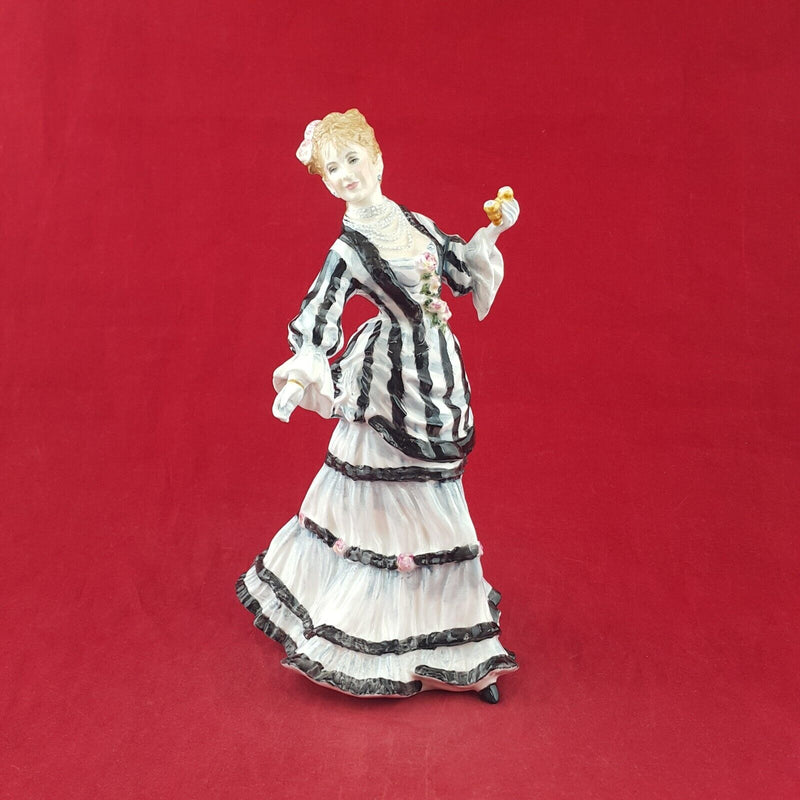 Royal Doulton Figurine HN3472 - La Loge - 7611 RD