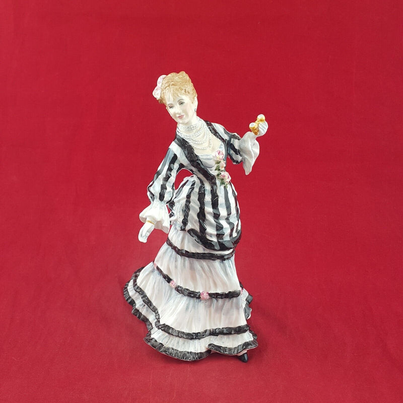 Royal Doulton Figurine HN3472 - La Loge - 7611 RD