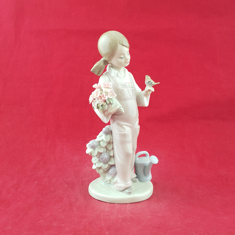 Lladro - Spring Girl 5217 - L/N 2330