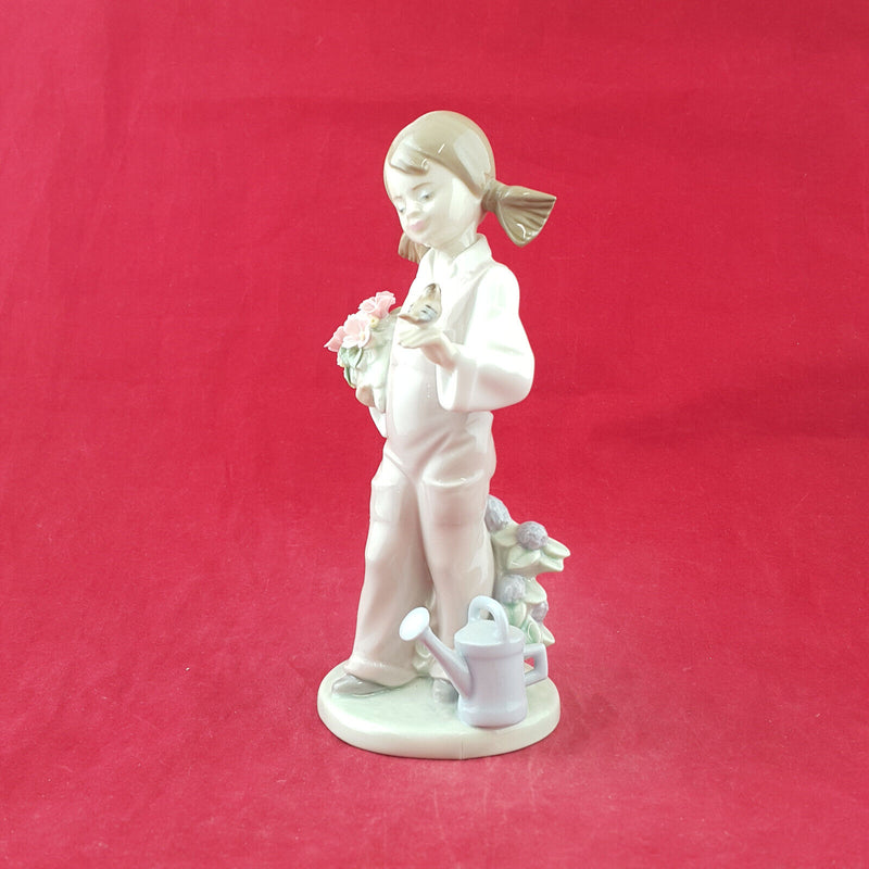 Lladro - Spring Girl 5217 - L/N 2330