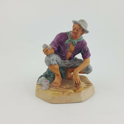 Royal Doulton Figurine - Beachcomber HN2487 – RD 875