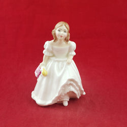 Royal Doulton Figurine HN3043 - Lynsey - 7622 RD