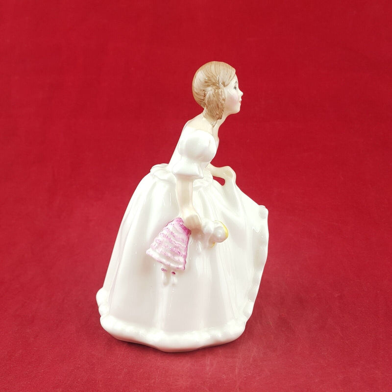 Royal Doulton Figurine HN3043 - Lynsey - 7622 RD