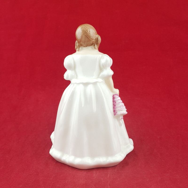 Royal Doulton Figurine HN3043 - Lynsey - 7622 RD