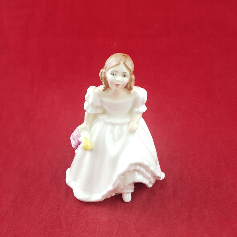 Royal Doulton Figurine HN3043 - Lynsey - 7622 RD