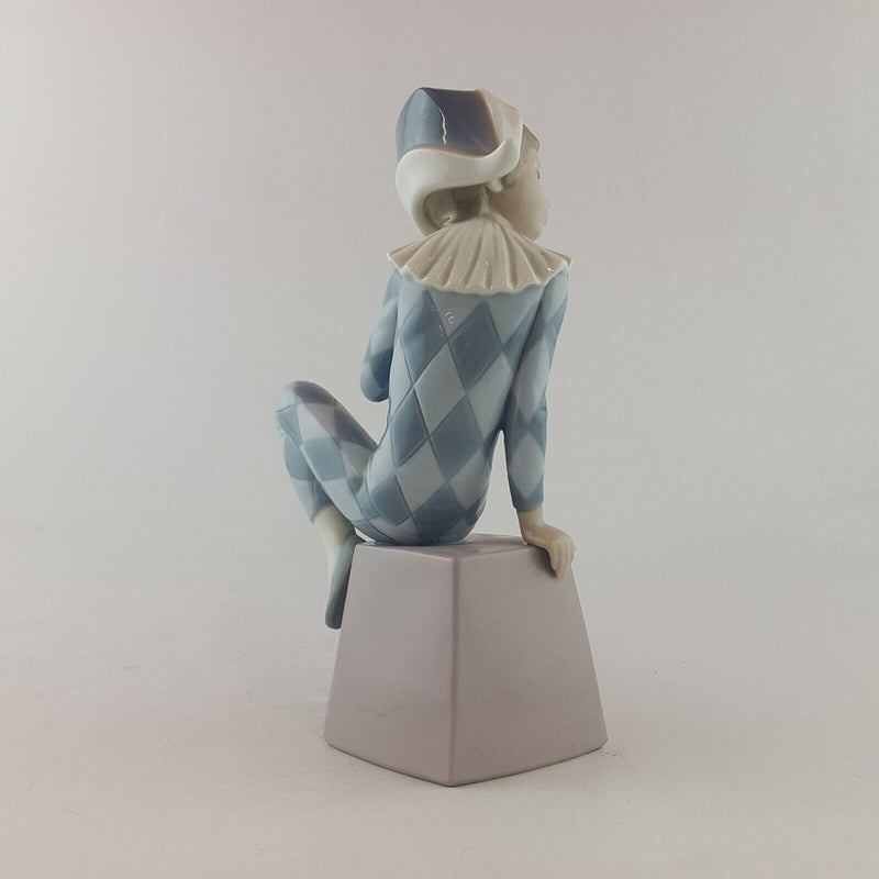 Lladro - Harlequin B 5076 - L/N 2358