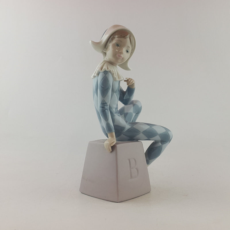 Lladro - Harlequin B 5076 - L/N 2358