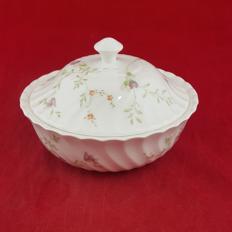 Wedgewood Campion Oval Tray Sugar Bowl & Candle Holder - 7639 WD