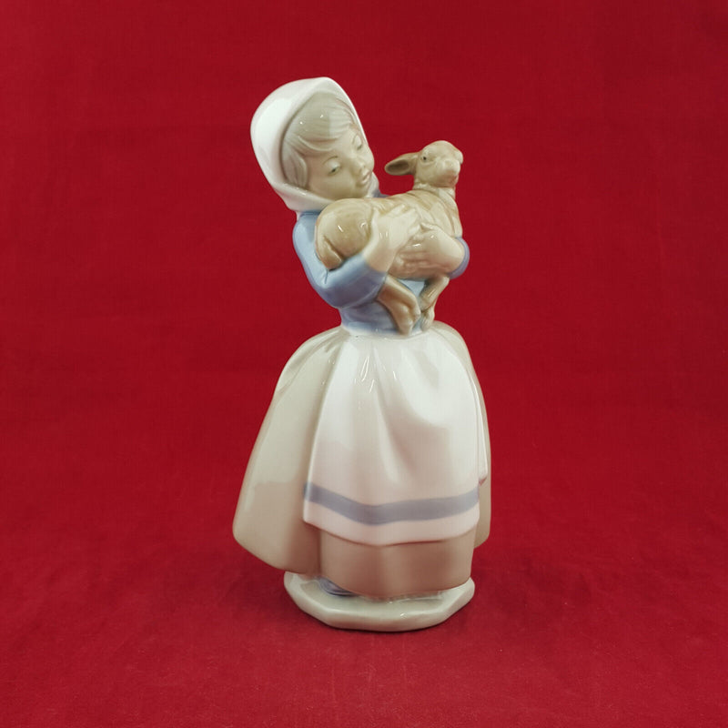 Lladro Nao - Girl Holding Lamb In Arms 120 - L/N 1428