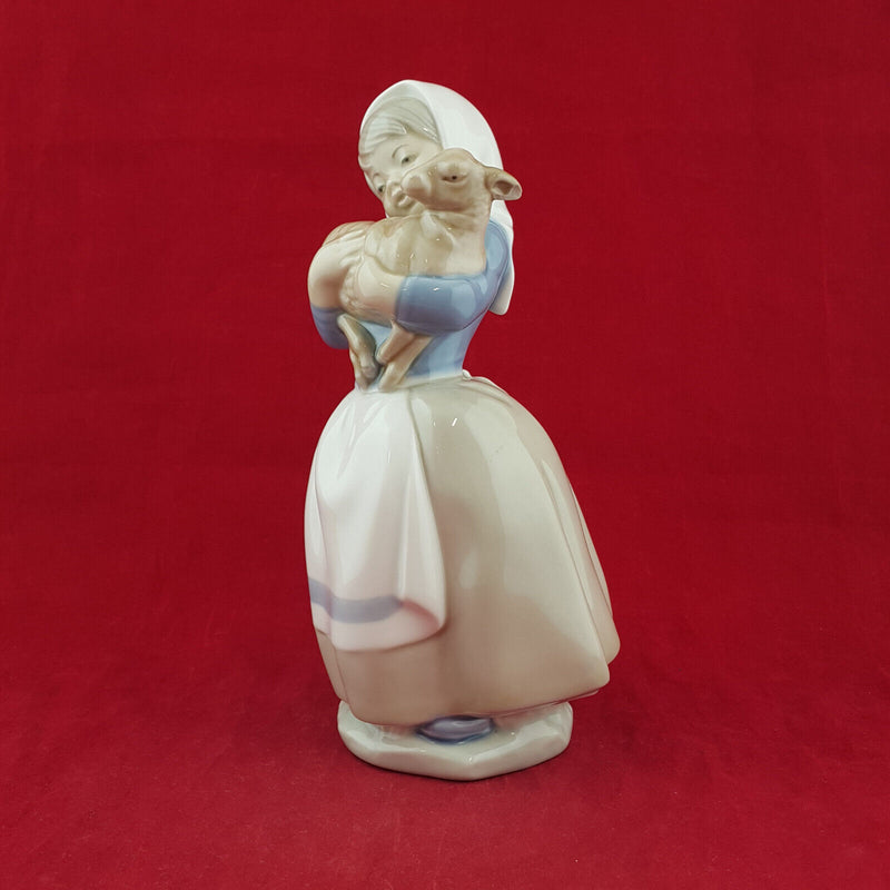 Lladro Nao - Girl Holding Lamb In Arms 120 - L/N 1428