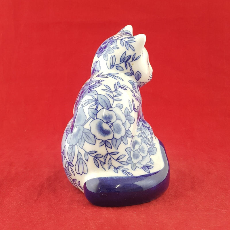 Vintage Porcelain Blue & White Cat - OP 2600