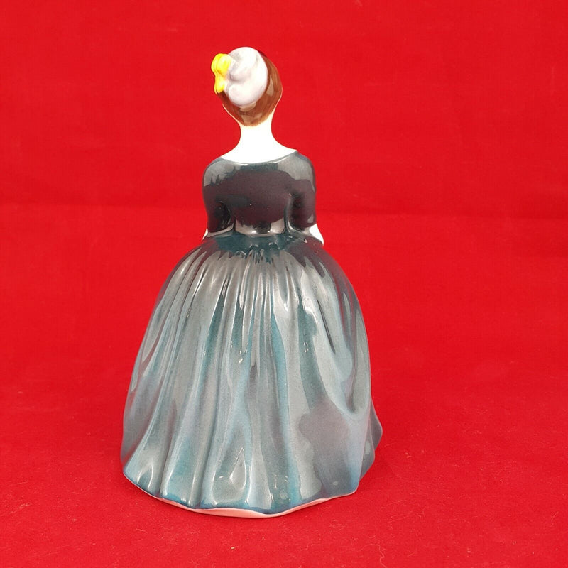 Royal Doulton Figurine Cherie - HN2341 - 5011 RD