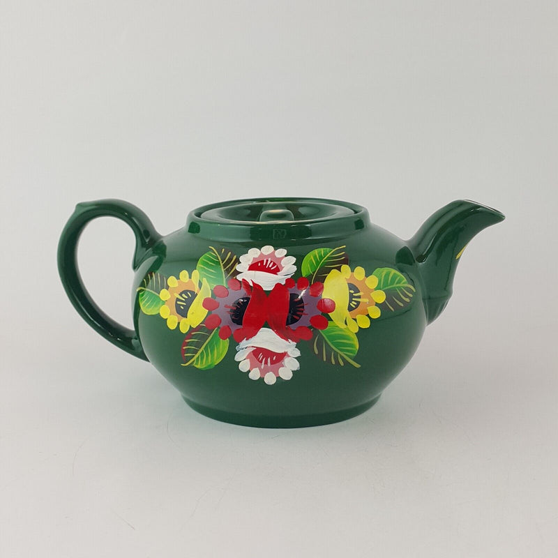 Unbranded Green Teapot & Vase - 7875 OA