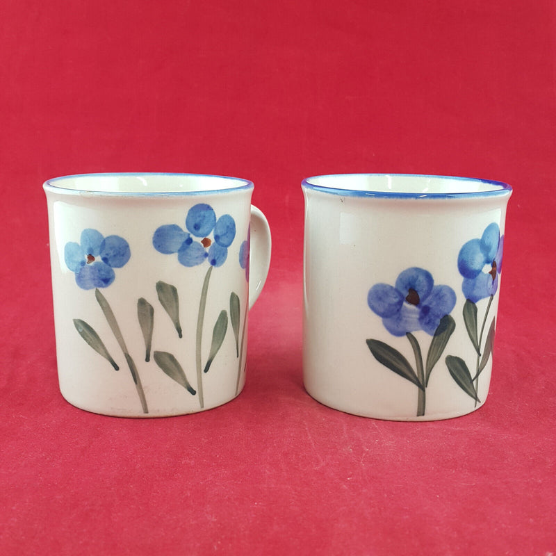 Set Of 2 Unbranded Porcelain Floral Pattern Cups - OP 2612