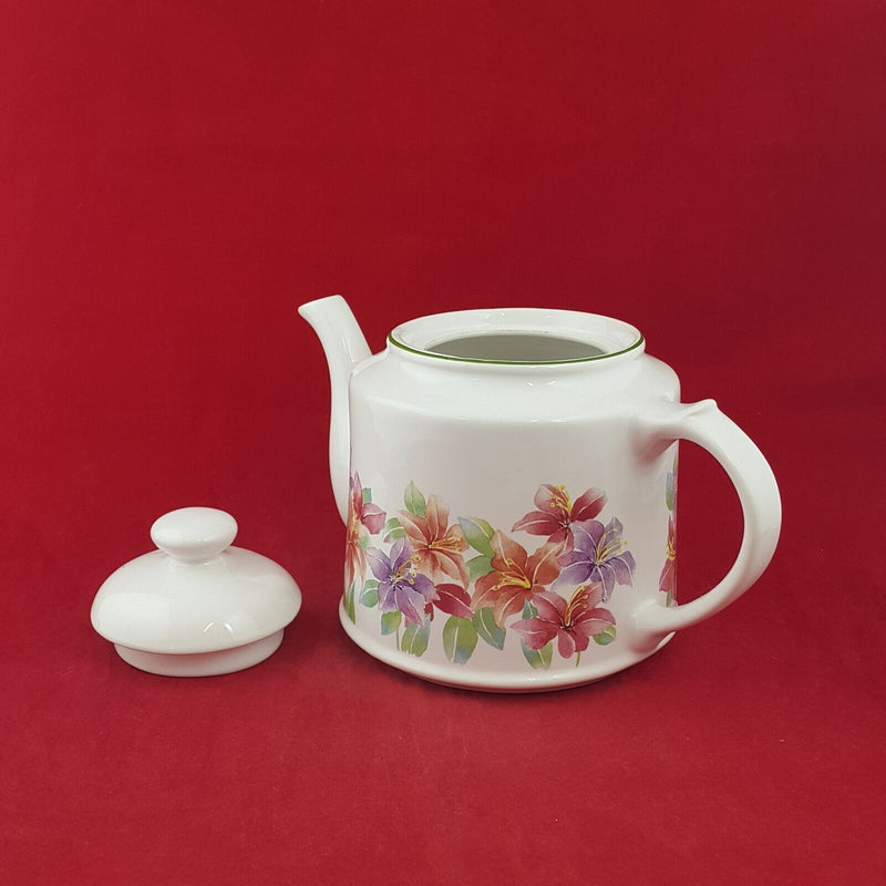 Wade Pottery Floral Teapot - 7930 O/A