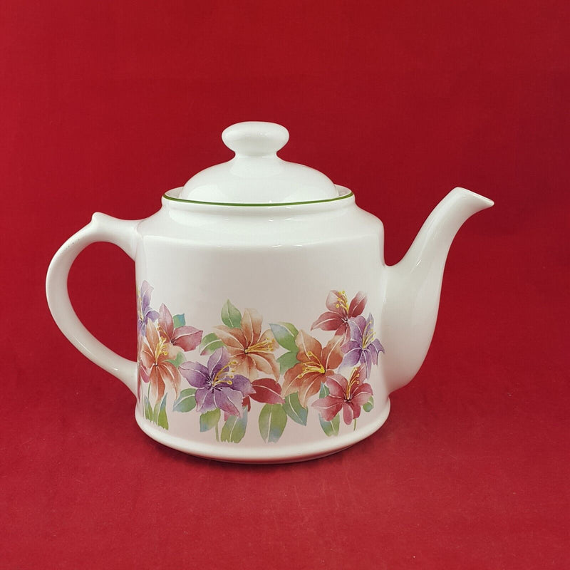 Wade Pottery Floral Teapot - 7930 O/A